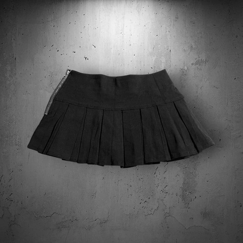 New Studded Pleated Mini Skort Skirt XS Black Gunmetal Punk Goth Concert Baddie
